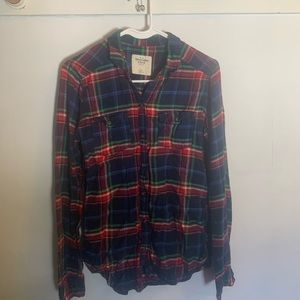 abercrombie and fitch red blue and green flannel, size juniors medium!